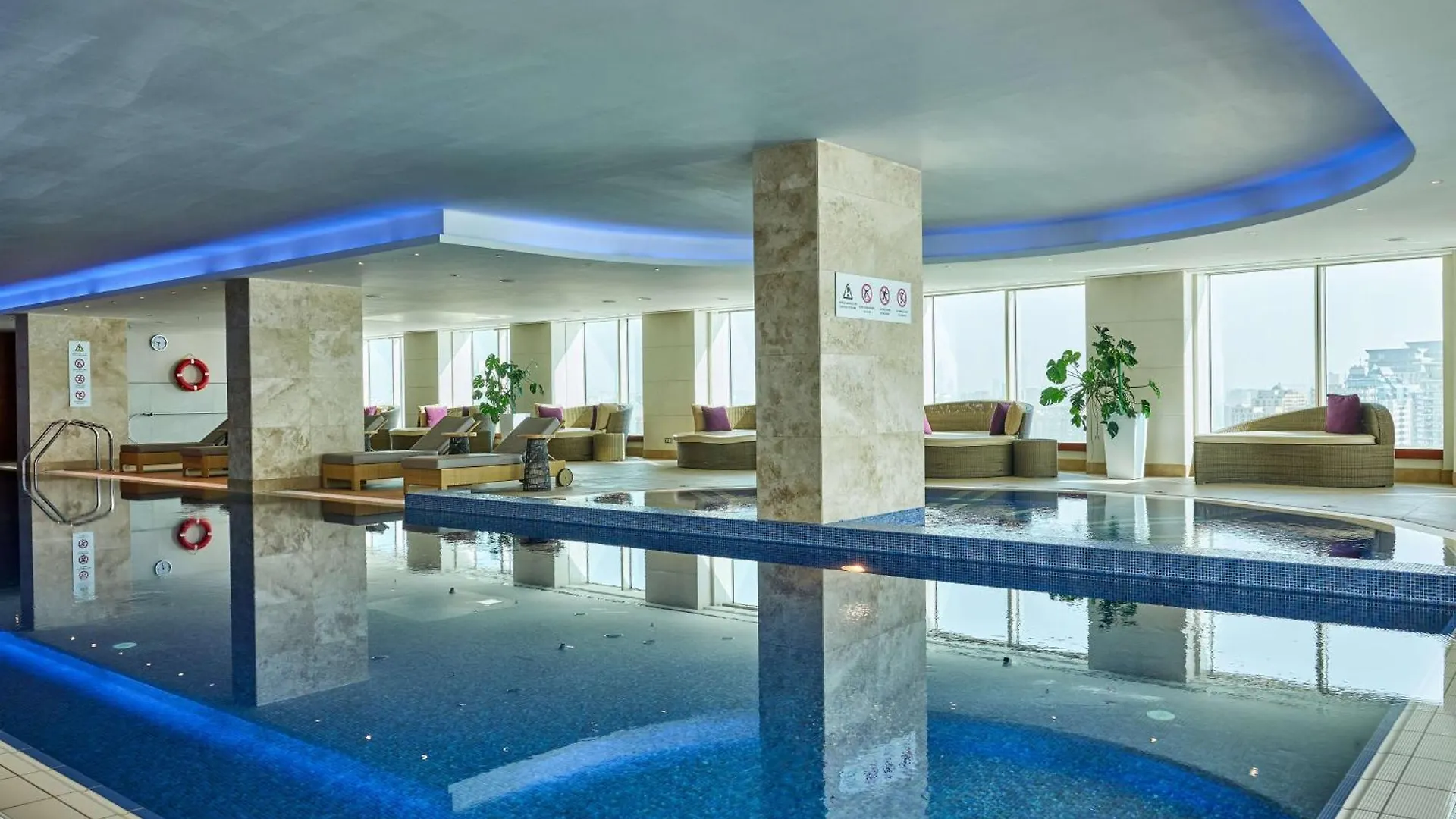 Hilton Baku Hotel 5*,